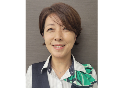 内務課長 市川　祐子