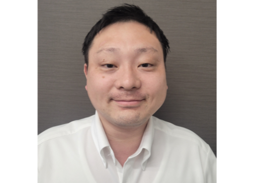 営業 佐藤　信也